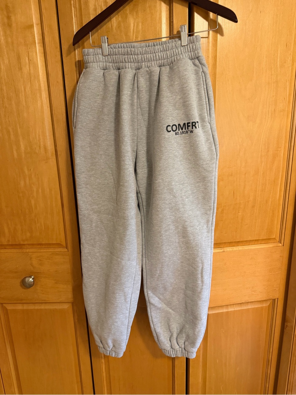 Grey COMFRT men’s sweatpants - size S